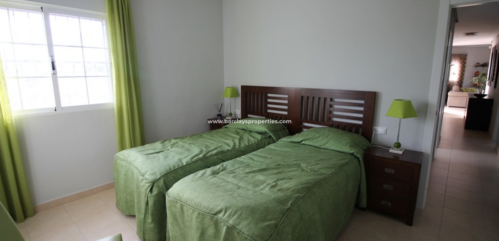 Wederverkoop - Vrijstaande Villa - Urb. El Oasis - La Marina