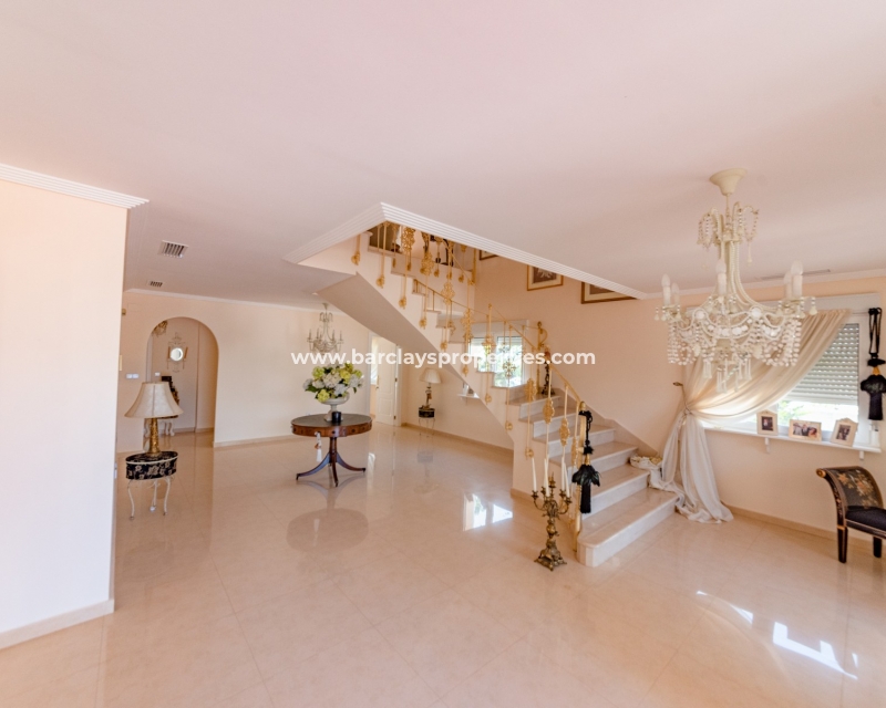 Wederverkoop - Vrijstaande Villa - Urb. La Escuera