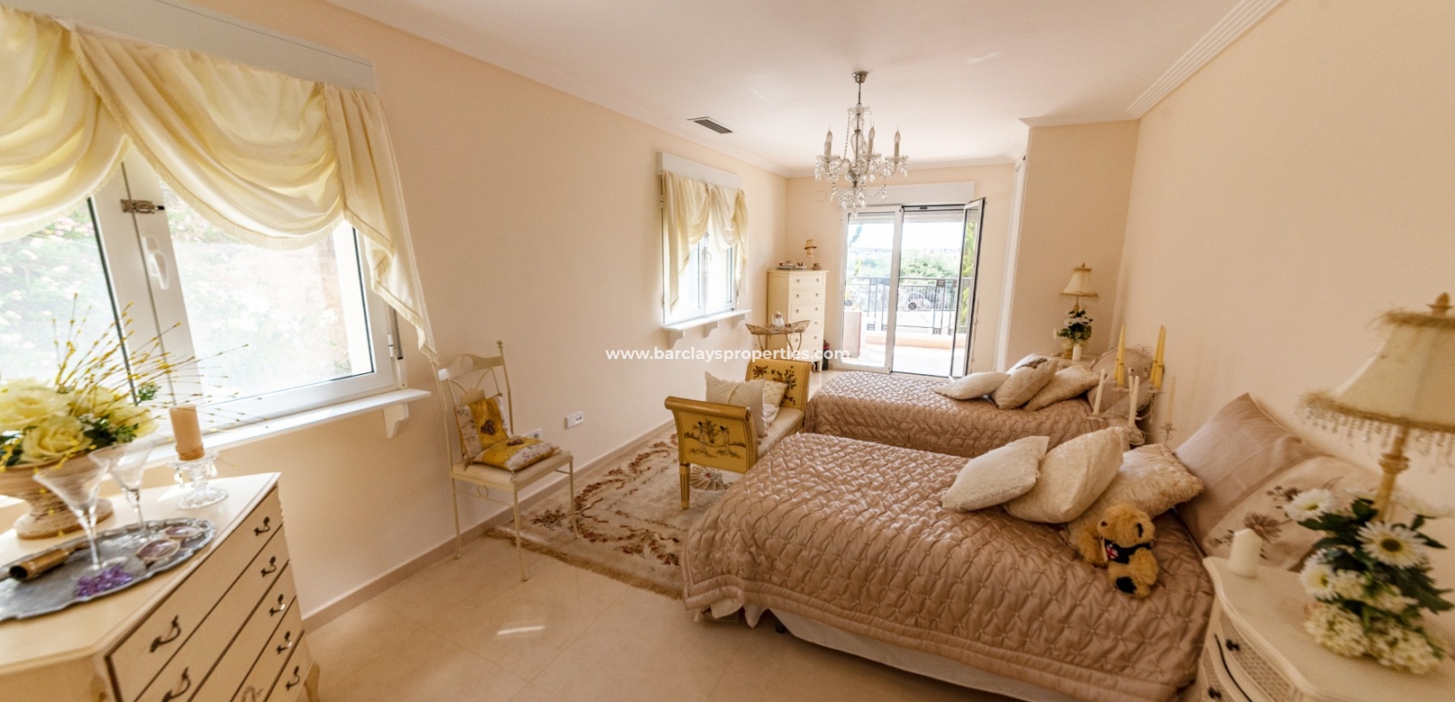 Wederverkoop - Vrijstaande Villa - Urb. La Escuera