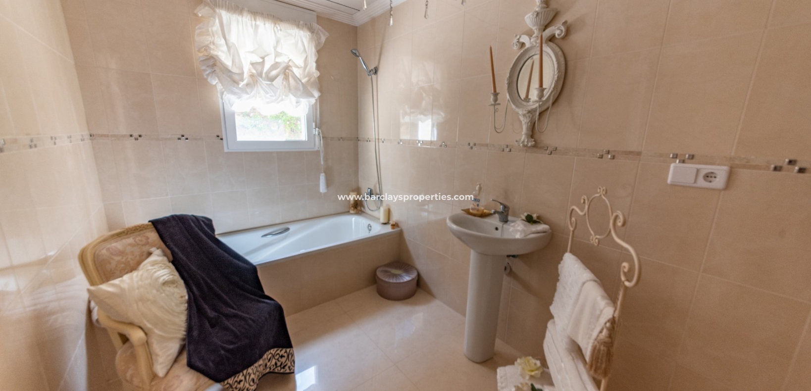 Wederverkoop - Vrijstaande Villa - Urb. La Escuera