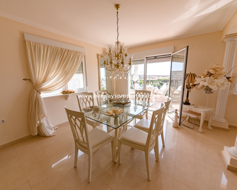 Wederverkoop - Vrijstaande Villa - Urb. La Escuera