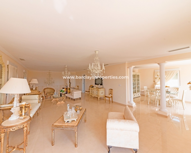 Wederverkoop - Vrijstaande Villa - Urb. La Escuera