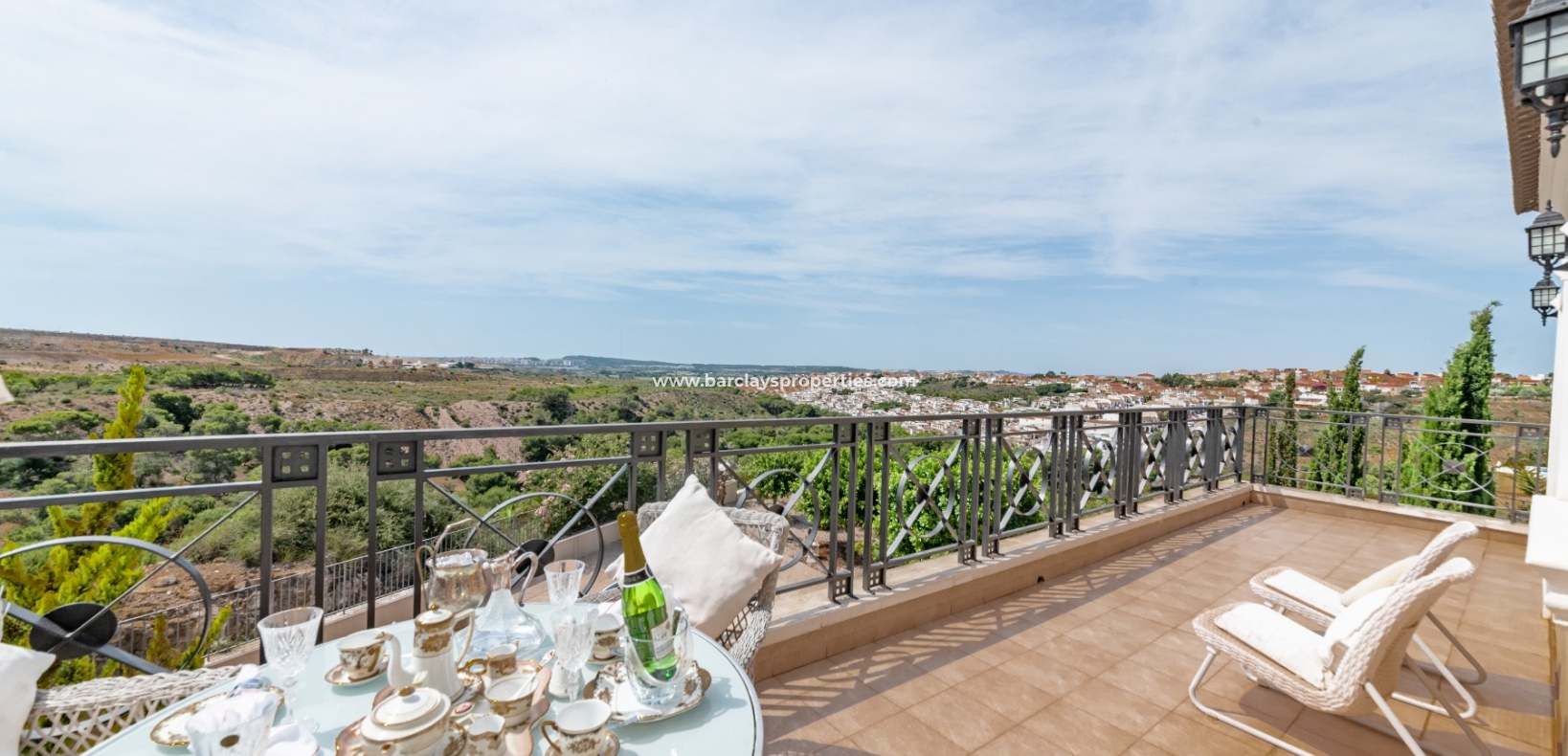 Wederverkoop - Vrijstaande Villa - Urb. La Escuera