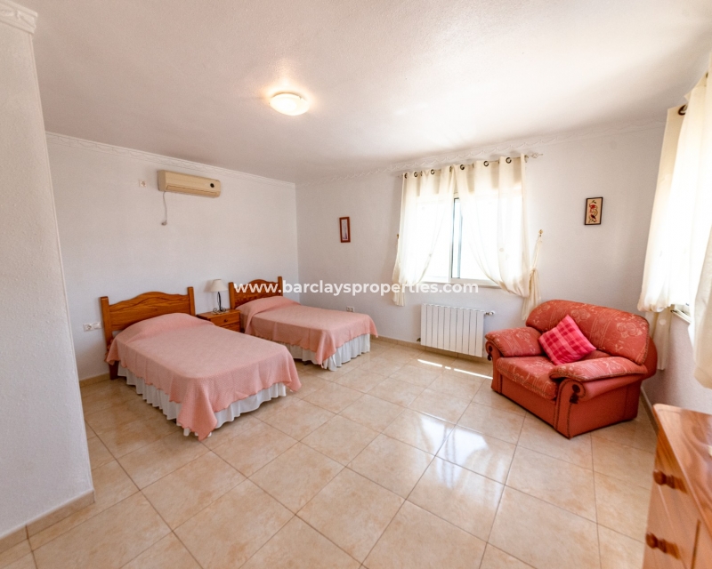 Wederverkoop - Vrijstaande Villa - Urb. La Escuera