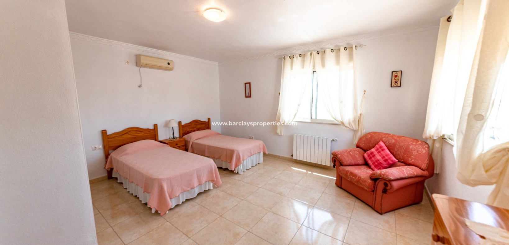 Wederverkoop - Vrijstaande Villa - Urb. La Escuera