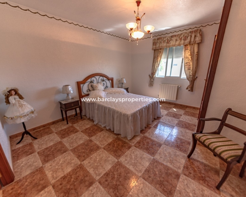 Wederverkoop - Vrijstaande Villa - Urb. La Escuera