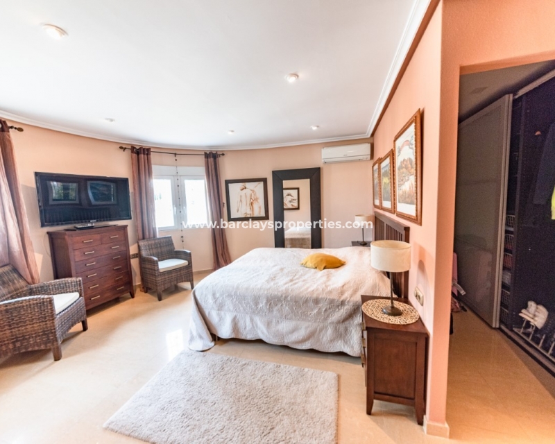 Wederverkoop - Vrijstaande Villa - Urb. La Escuera