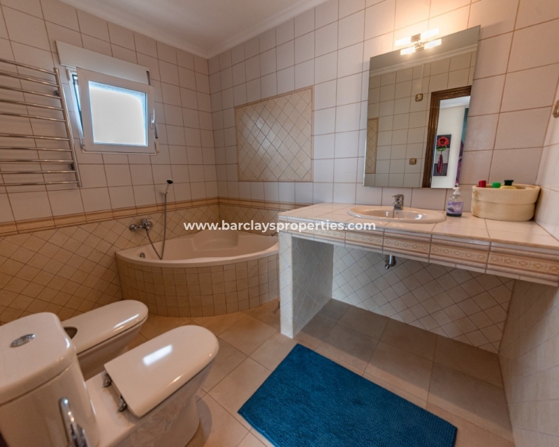 Wederverkoop - Vrijstaande Villa - Urb. La Escuera