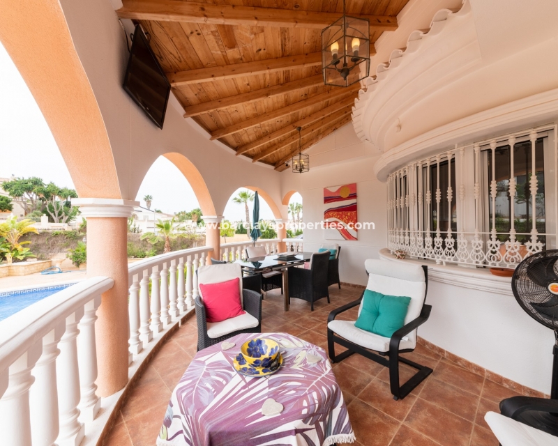 Wederverkoop - Vrijstaande Villa - Urb. La Escuera