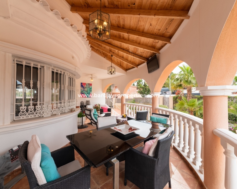 Wederverkoop - Vrijstaande Villa - Urb. La Escuera