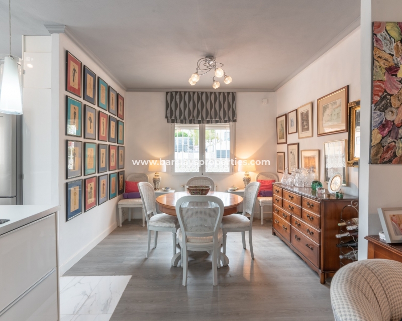 Wederverkoop - Vrijstaande Villa - Urb. La Escuera