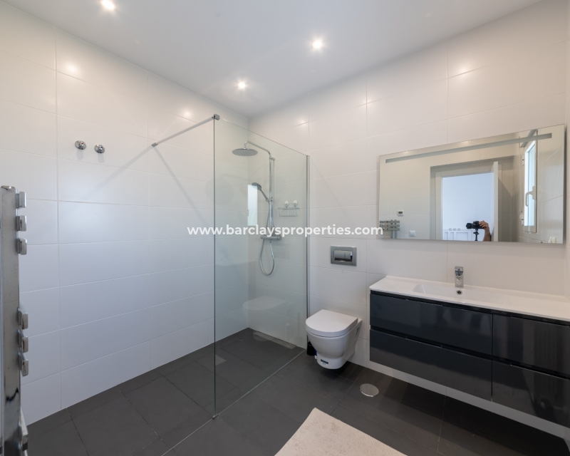 Wederverkoop - Vrijstaande Villa - Urb. La Escuera