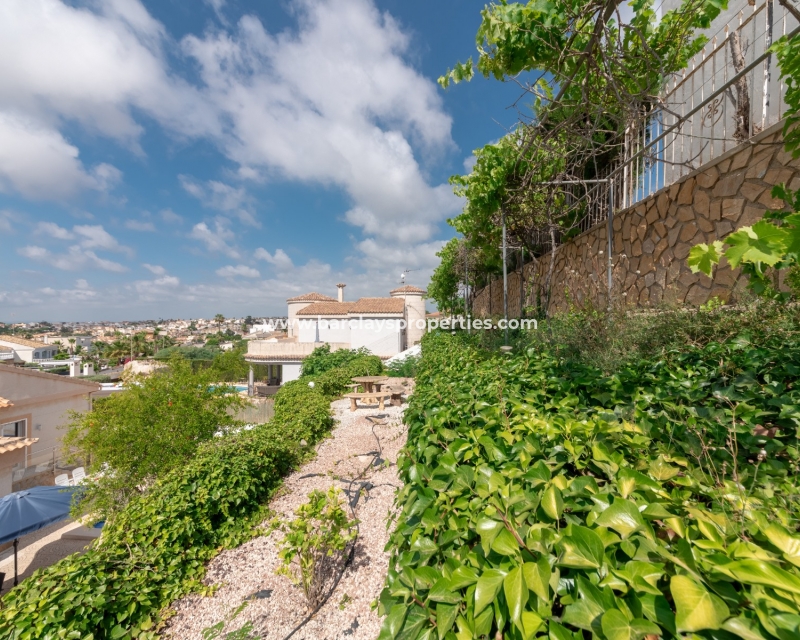 Wederverkoop - Vrijstaande Villa - Urb. La Escuera