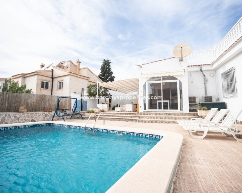 Wederverkoop - Vrijstaande Villa - Urb. La Escuera