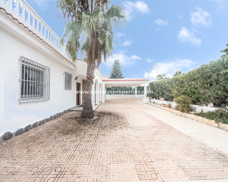 Wederverkoop - Vrijstaande Villa - Urb. La Escuera