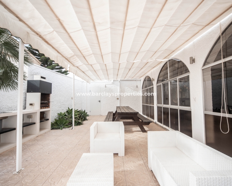 Wederverkoop - Vrijstaande Villa - Urb. La Escuera