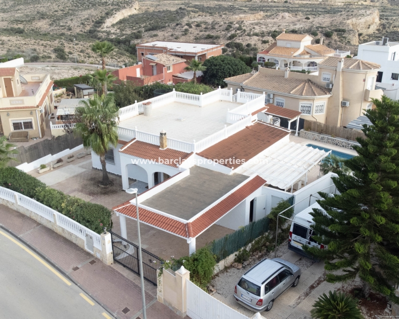 Wederverkoop - Vrijstaande Villa - Urb. La Escuera