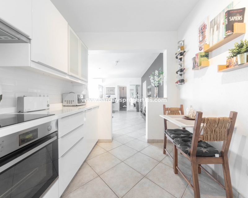 Wederverkoop - Vrijstaande Villa - Urb. La Escuera