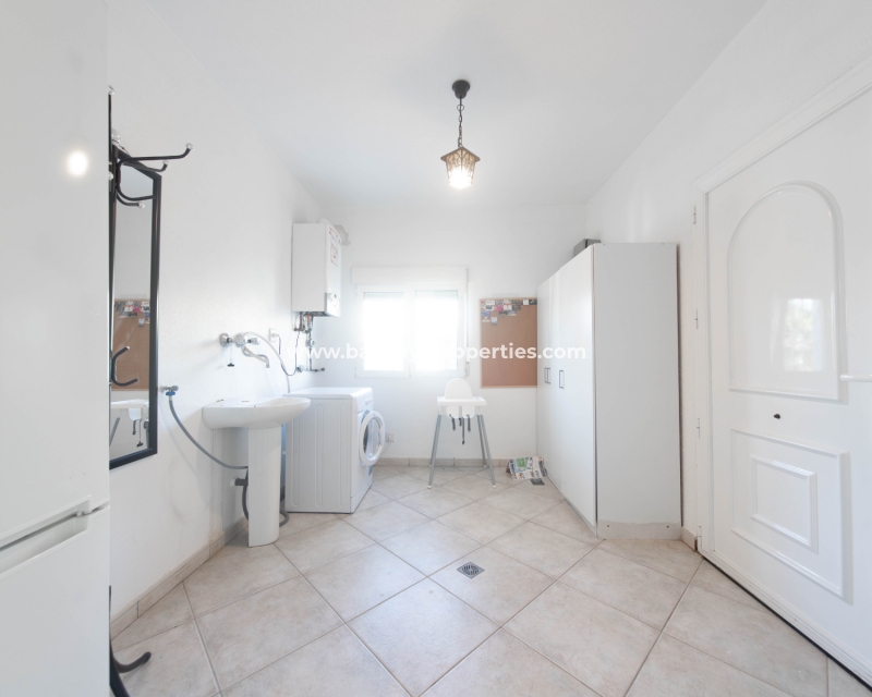 Wederverkoop - Vrijstaande Villa - Urb. La Escuera