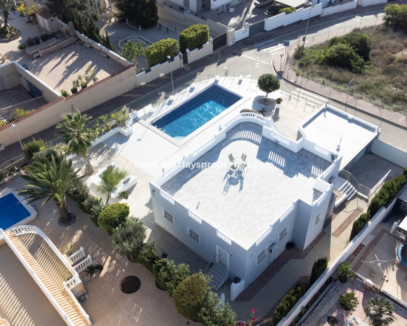 Wederverkoop - Vrijstaande Villa - Urb. La Escuera