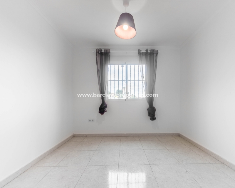 Wederverkoop - Vrijstaande Villa - Urb. La Escuera