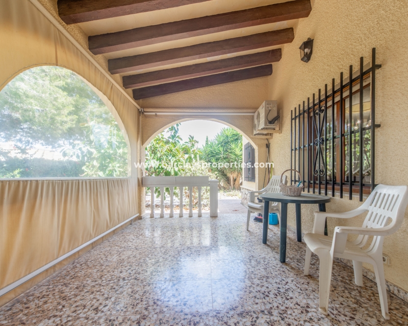 Wederverkoop - Vrijstaande Villa - Urb. La Escuera