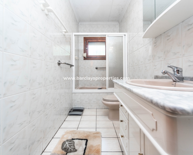 Wederverkoop - Vrijstaande Villa - Urb. La Escuera