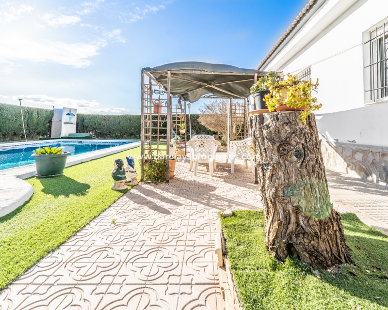 Wederverkoop - Vrijstaande Villa - Urb. La Escuera