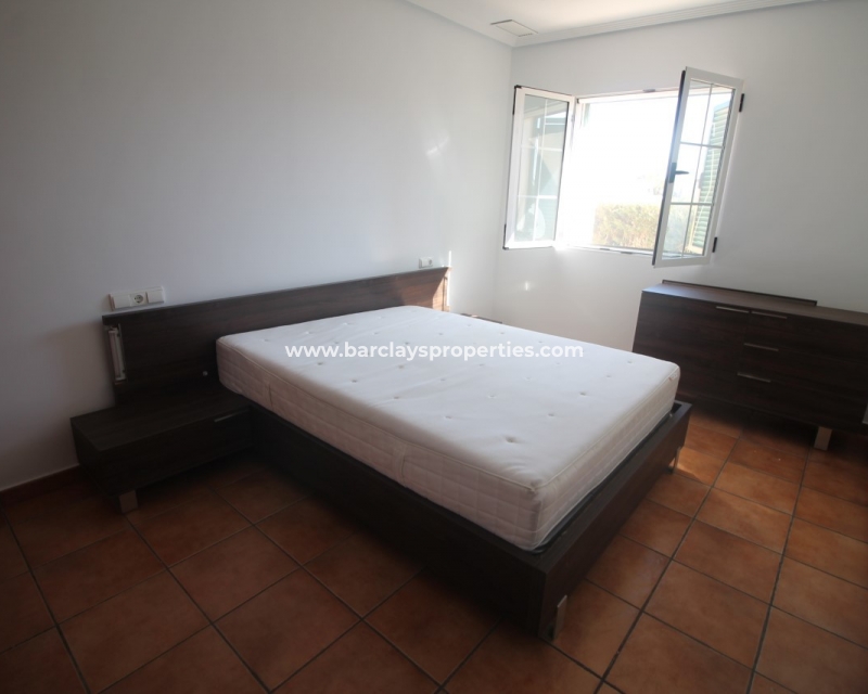 Wederverkoop - Vrijstaande Villa - Urb. La Escuera