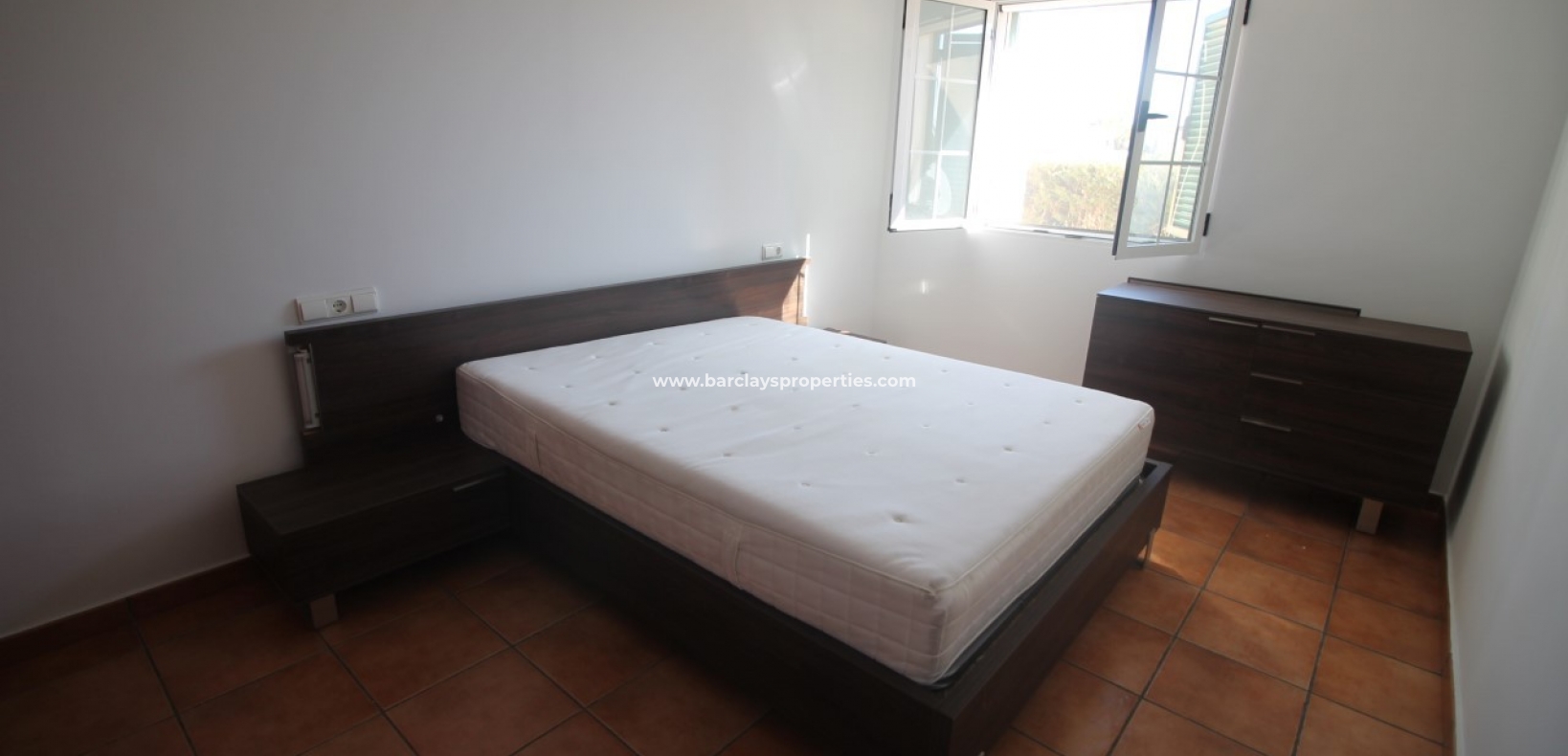 Wederverkoop - Vrijstaande Villa - Urb. La Escuera