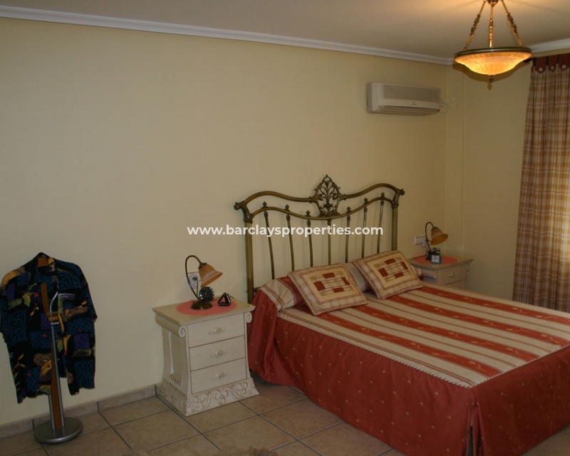 Wederverkoop - Vrijstaande Villa - Urb. La Escuera