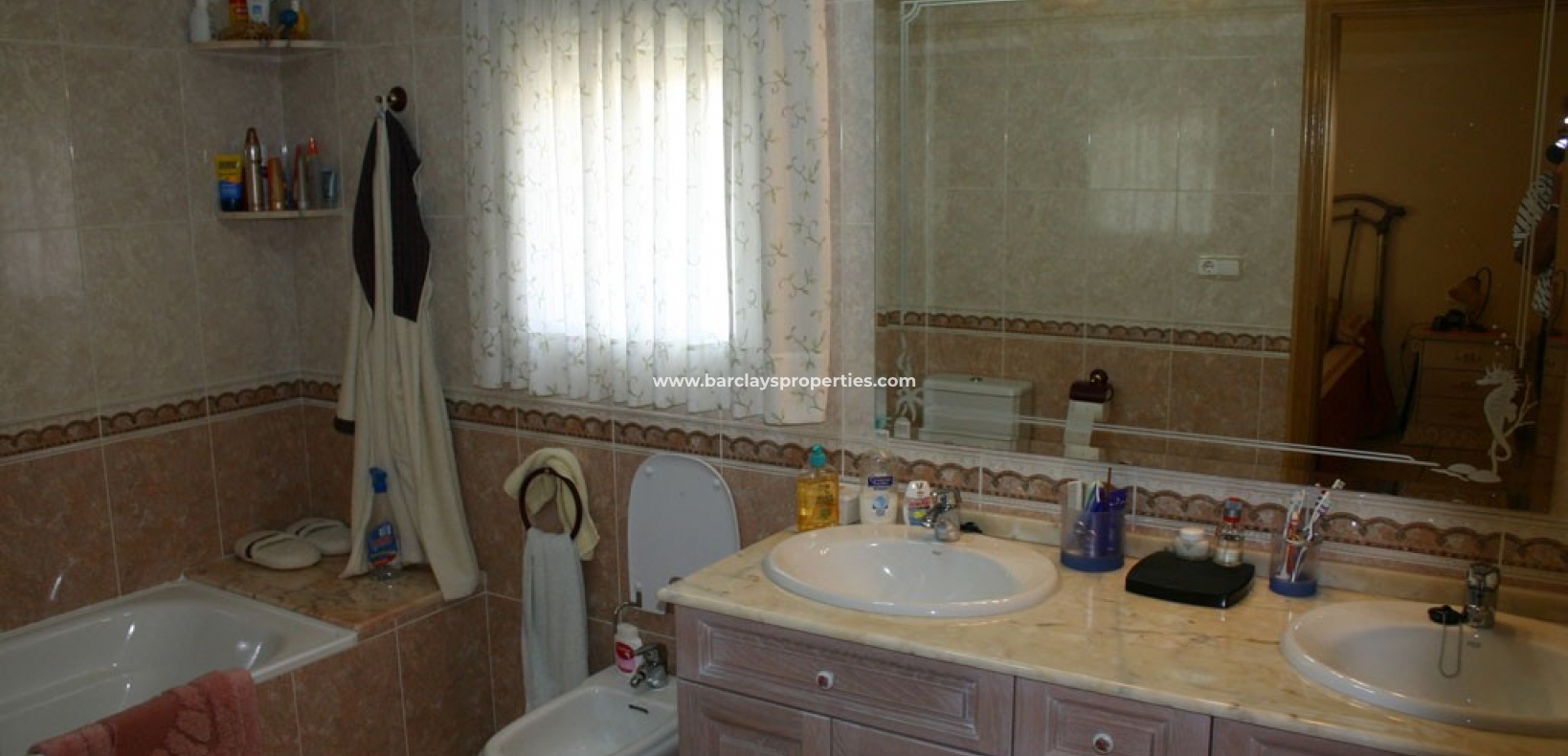 Wederverkoop - Vrijstaande Villa - Urb. La Escuera