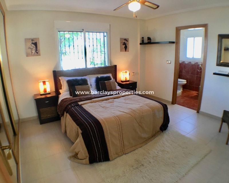 Wederverkoop - Vrijstaande Villa - Urb. La Escuera