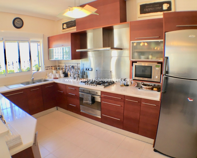 Wederverkoop - Vrijstaande Villa - Urb. La Escuera