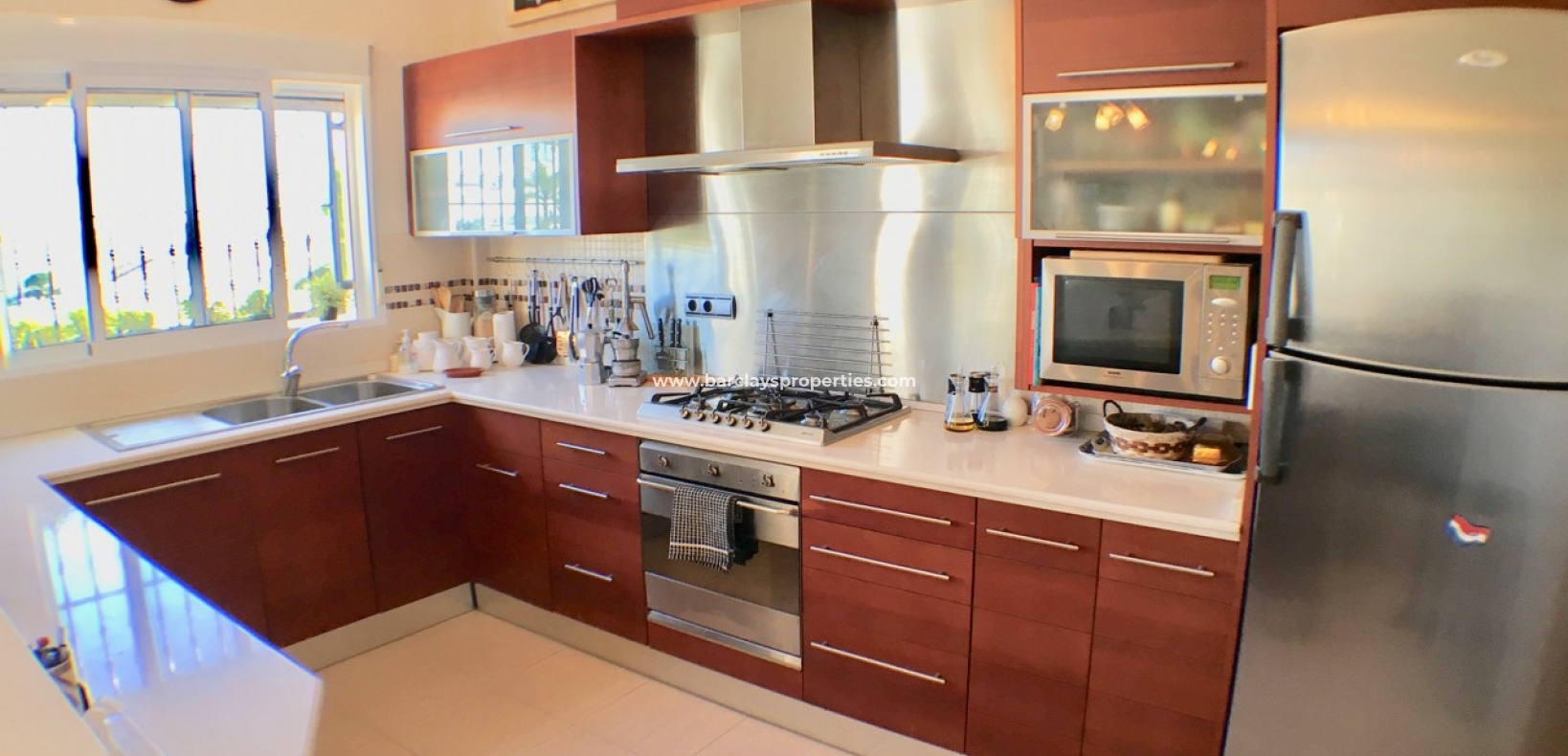 Wederverkoop - Vrijstaande Villa - Urb. La Escuera