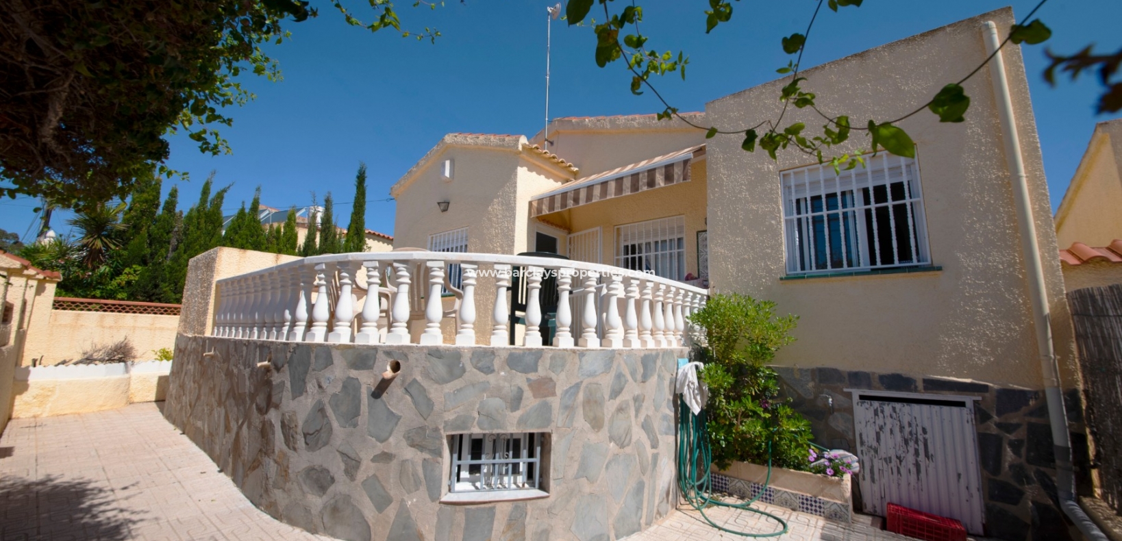 Wederverkoop - Vrijstaande Villa - Urb. La Marina