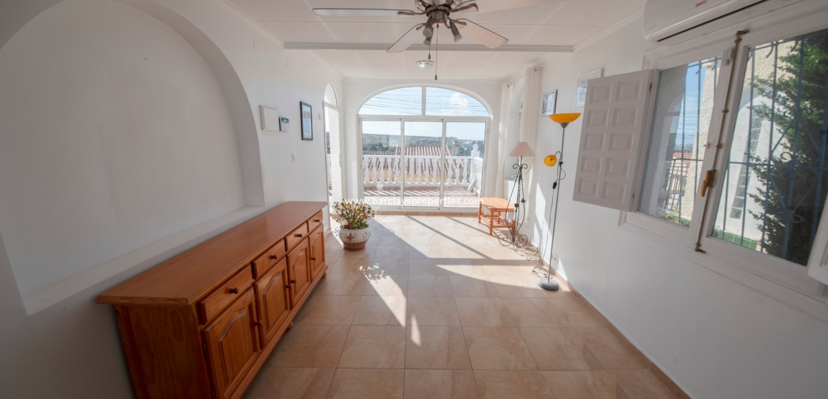 Wederverkoop - Vrijstaande Villa - Urb. La Marina