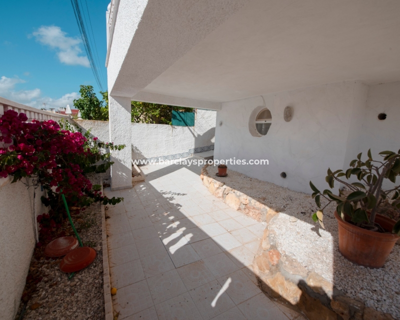 Wederverkoop - Vrijstaande Villa - Urb. La Marina