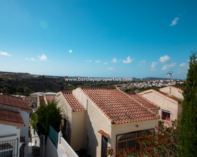 Wederverkoop - Vrijstaande Villa - Urb. La Marina