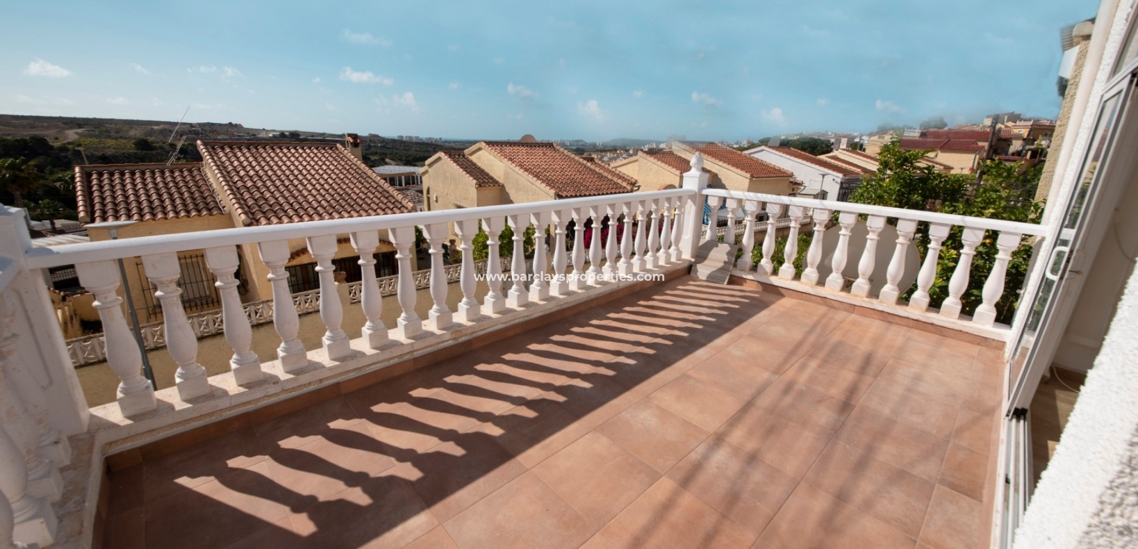 Wederverkoop - Vrijstaande Villa - Urb. La Marina