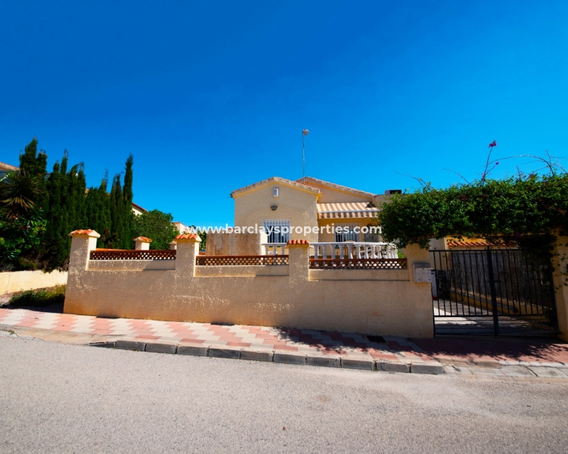 Wederverkoop - Vrijstaande Villa - Urb. La Marina