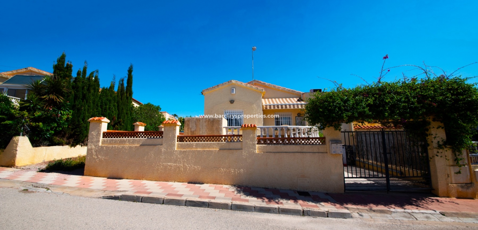 Wederverkoop - Vrijstaande Villa - Urb. La Marina