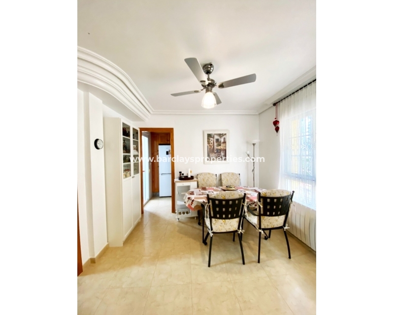 Wederverkoop - Vrijstaande Villa - Urb. La Marina