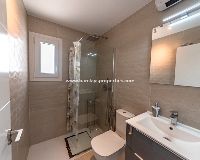 Wederverkoop - Vrijstaande Villa - Urb. La Marina