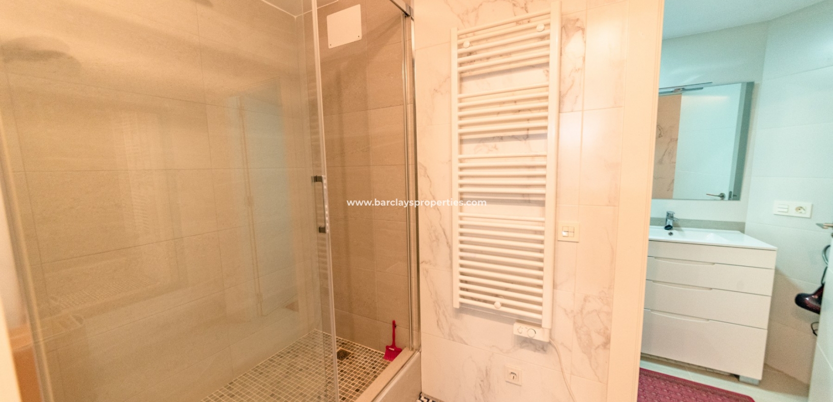 Wederverkoop - Vrijstaande Villa - Urb. La Marina