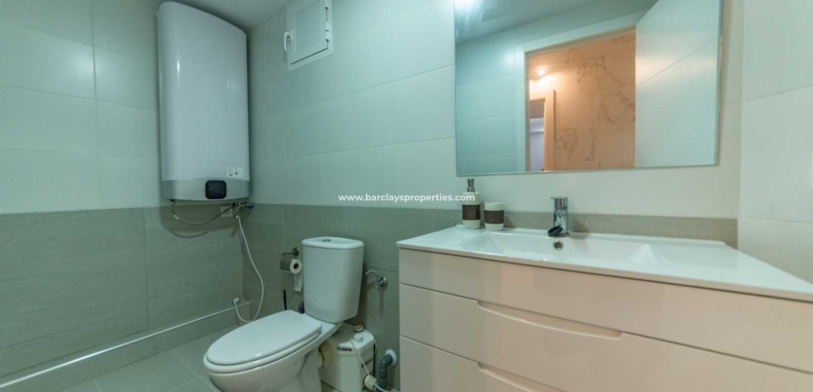 Wederverkoop - Vrijstaande Villa - Urb. La Marina