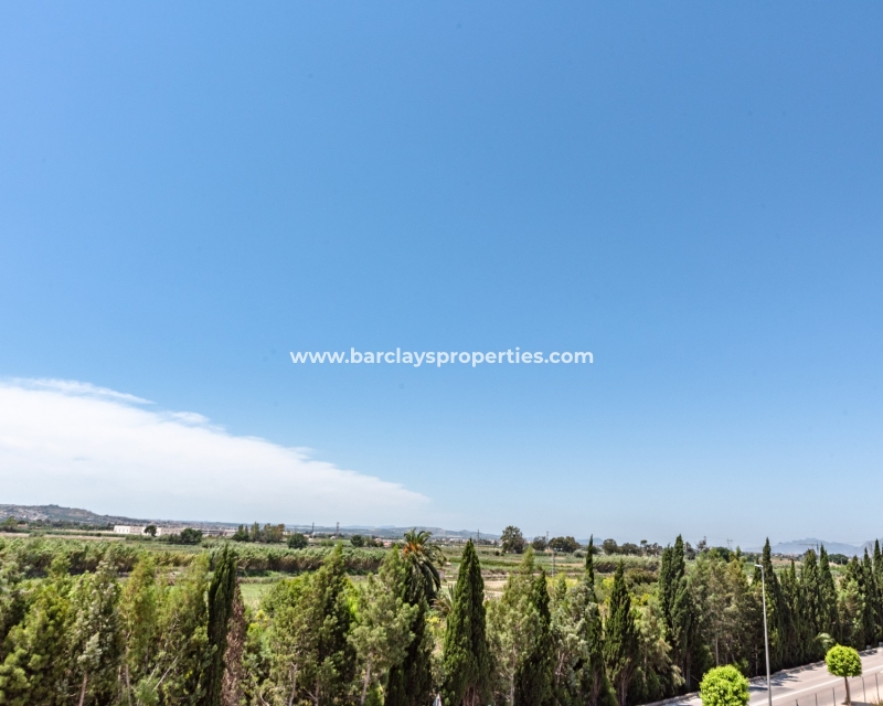 Wederverkoop - Vrijstaande Villa - Urb. La Marina