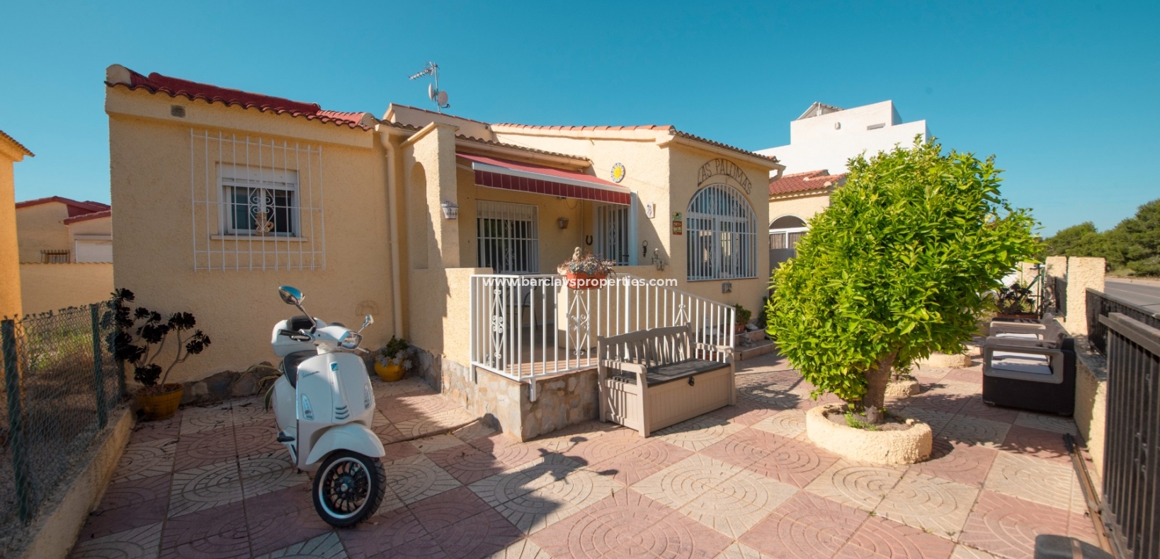 Wederverkoop - Vrijstaande Villa - Urb. La Marina