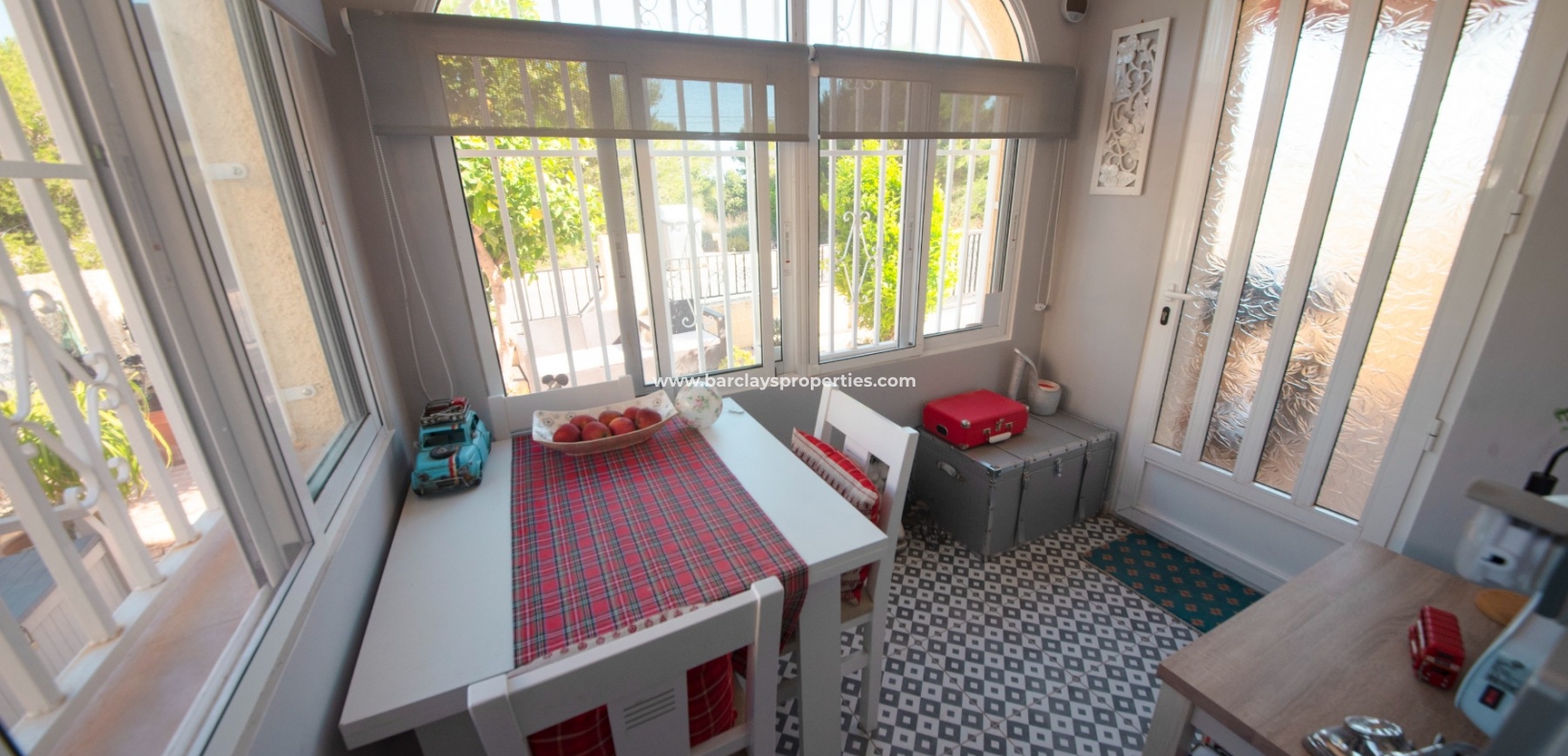 Wederverkoop - Vrijstaande Villa - Urb. La Marina