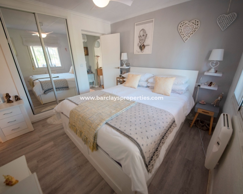 Wederverkoop - Vrijstaande Villa - Urb. La Marina